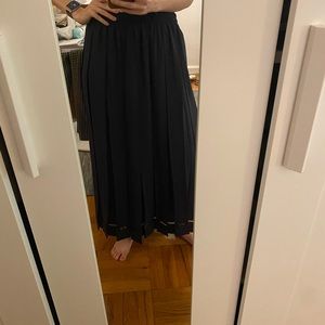 Navy pleated Toupy skirt